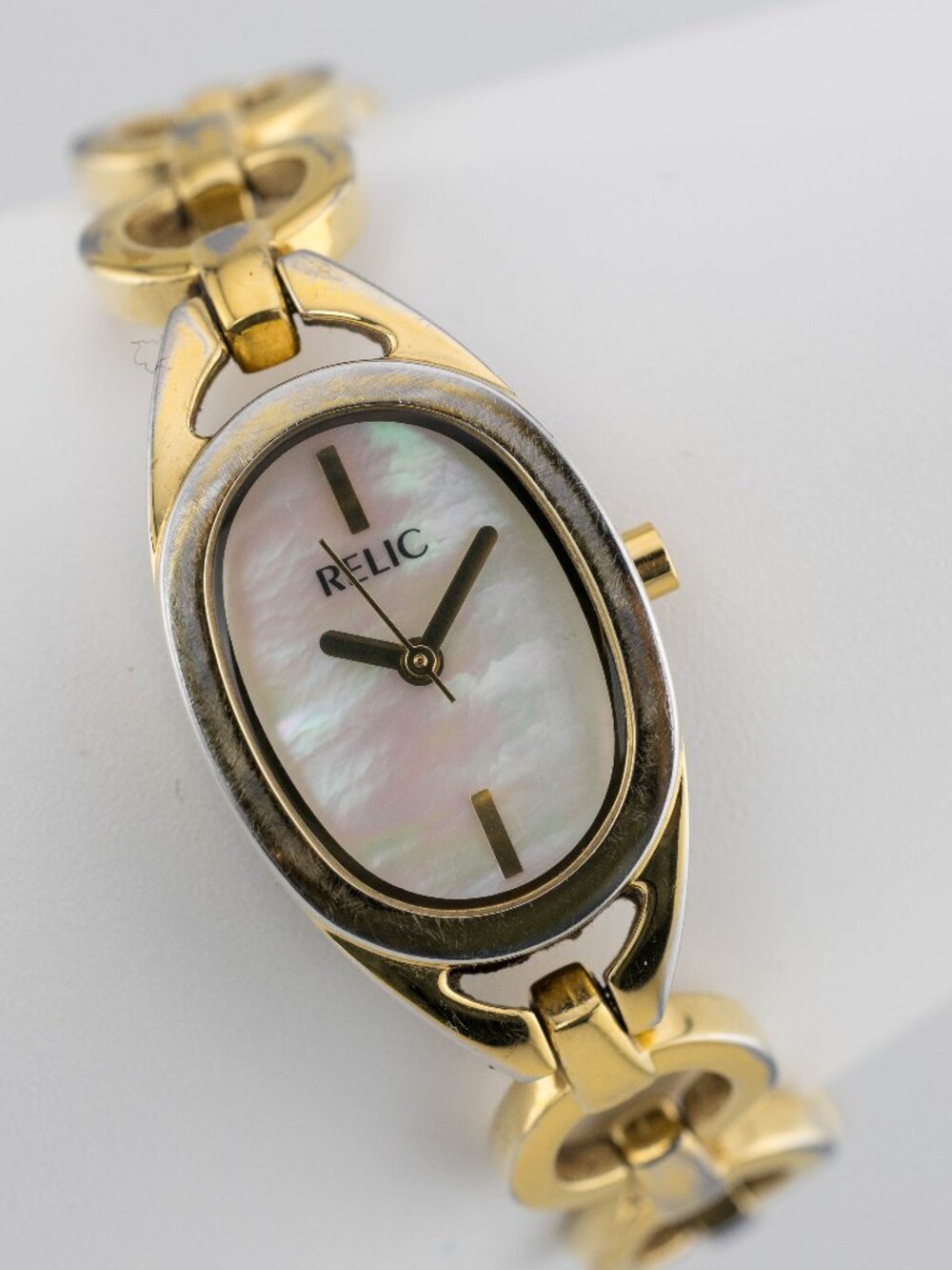 Relic ZR33595 Three-Hand Quartz Analog Women's Watch New Battery